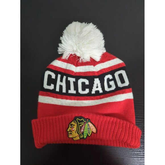 Fanatics Adult One‎ Size Beanie NHL Chicago Blackhawks White Stripe Pom Knit Hat - Picture 2 of 6
